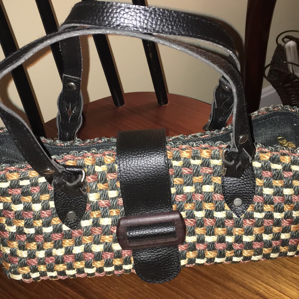 Handbag - Picture 5 of 8
